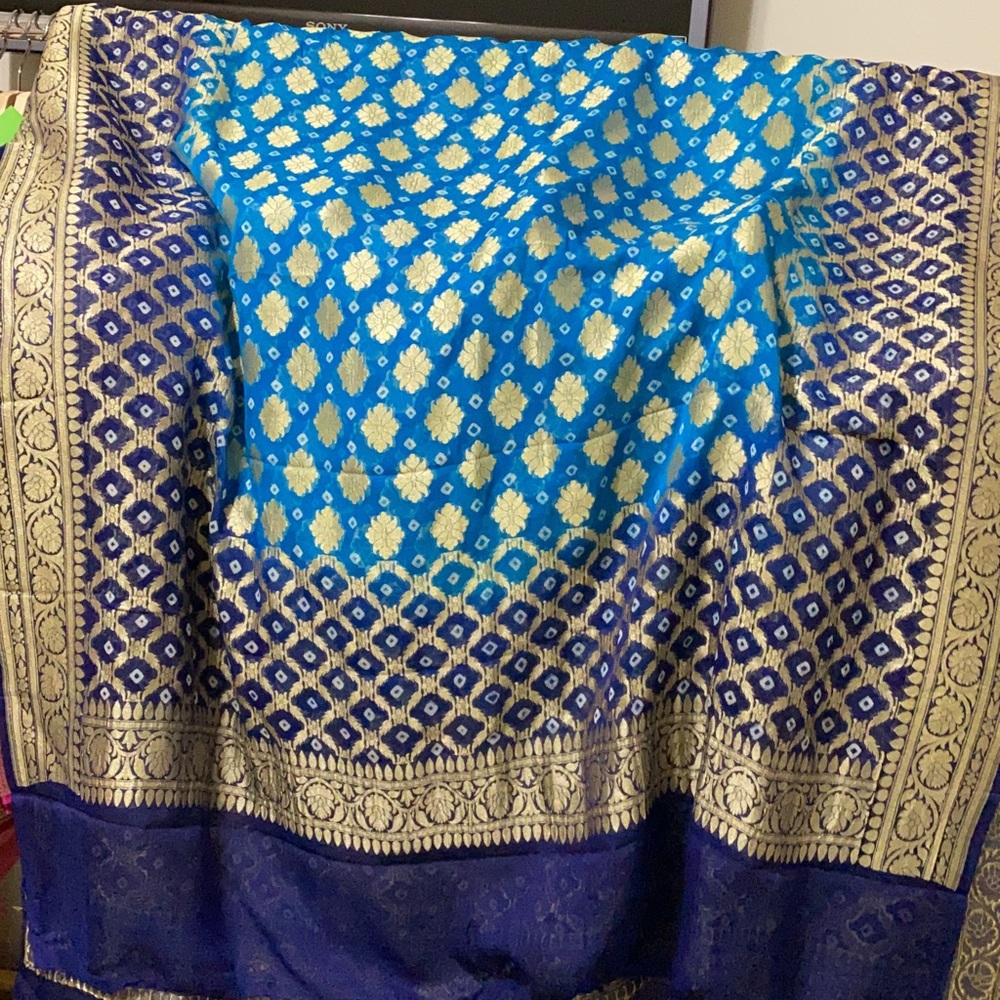 Benarasi khaddi Georgette bandhani Dupatta